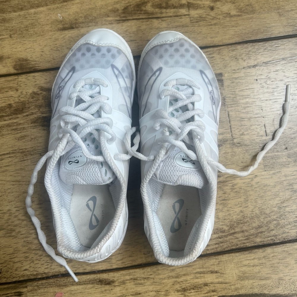 Nfinit Vengeance Cheer Shoes Y3